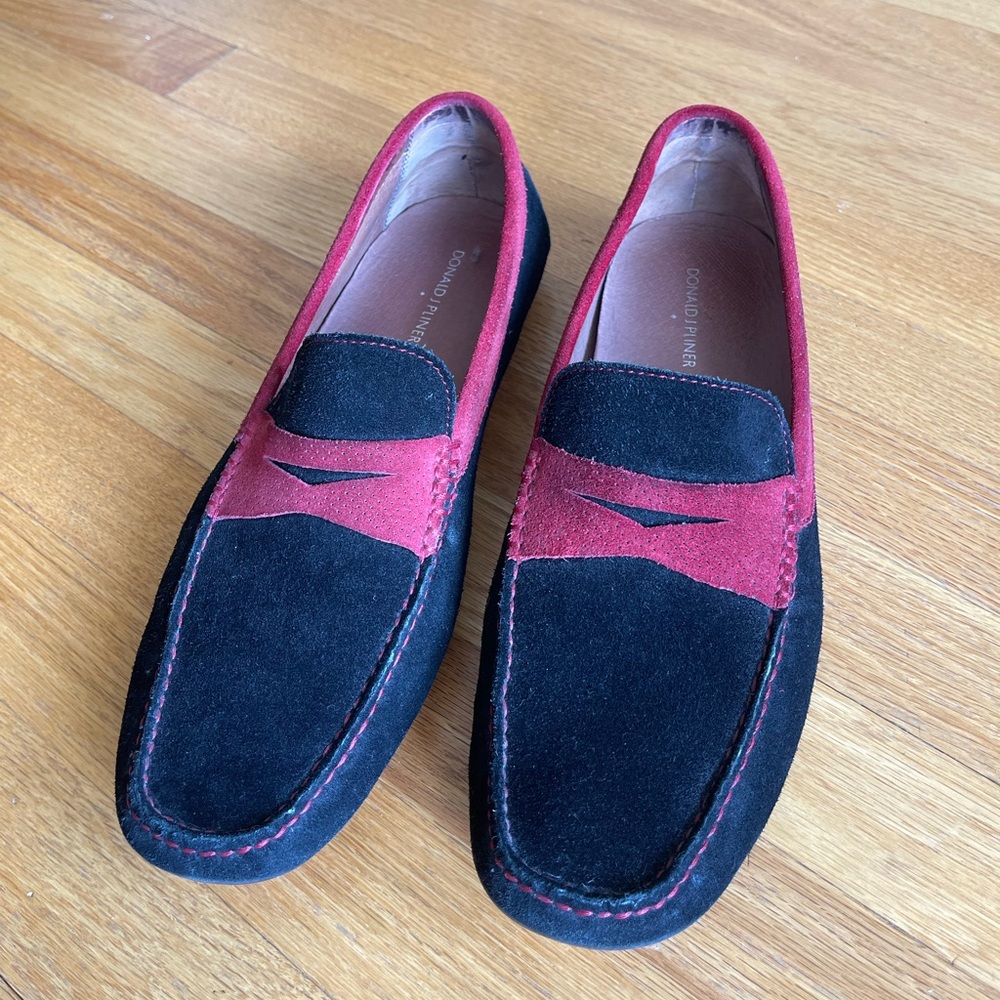 Donald J Pliner Black & Red Loafers